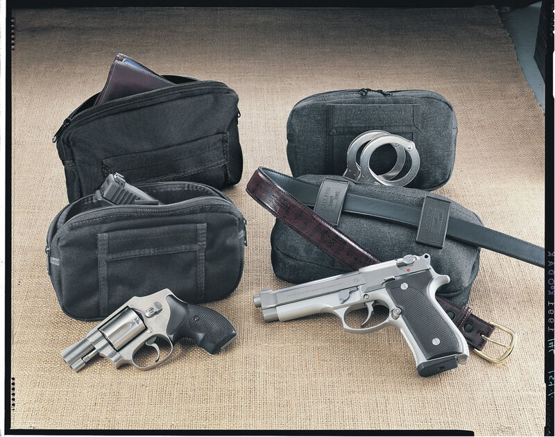 Uncle Mike's Belt Pouch Gun Pak Black Original Zipper Close Card
