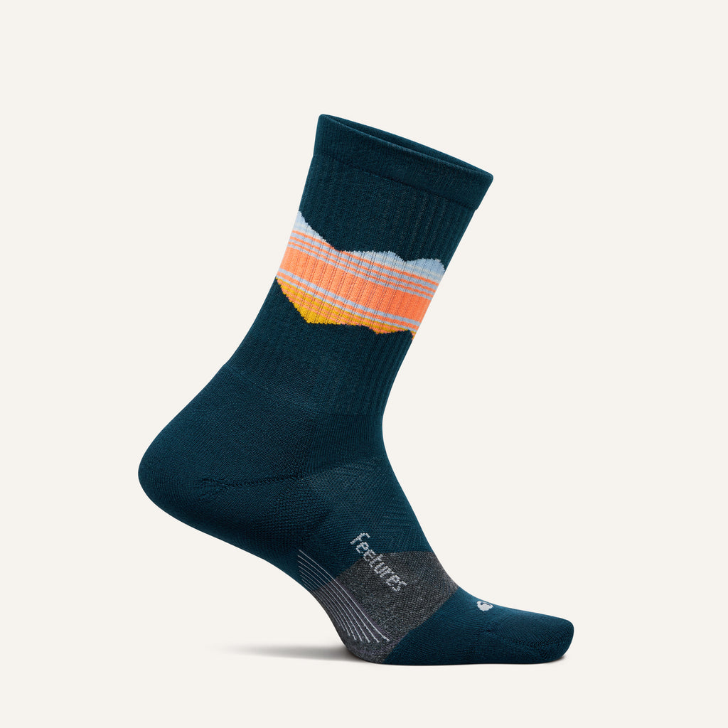 Feetures Trail Max Cushion Mini Crew Socks