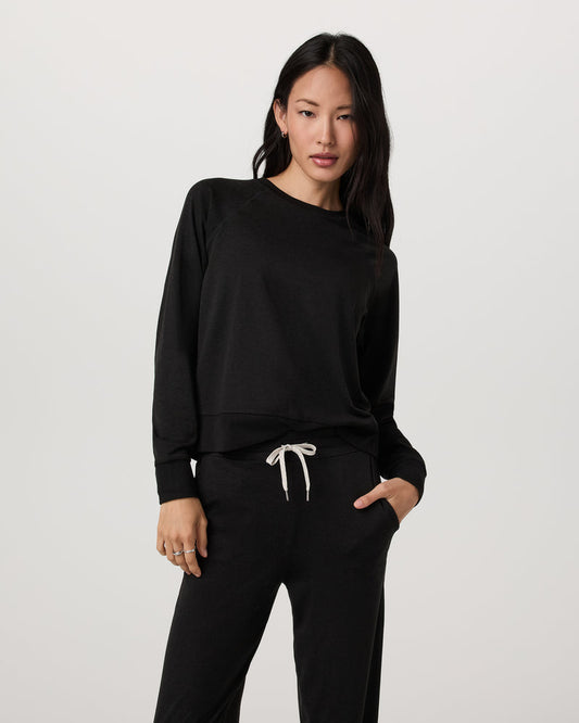 Vuori Long Sleeve Halo Crew Women's