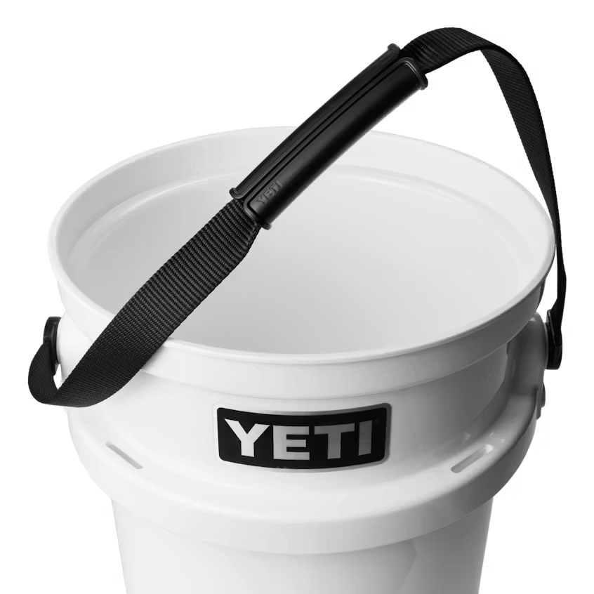 YETI LOADOUT BUCKET WHT