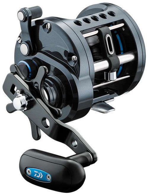Daiwa Saltist LW Hi Speed 4 (4 Crbb) + 1 6.